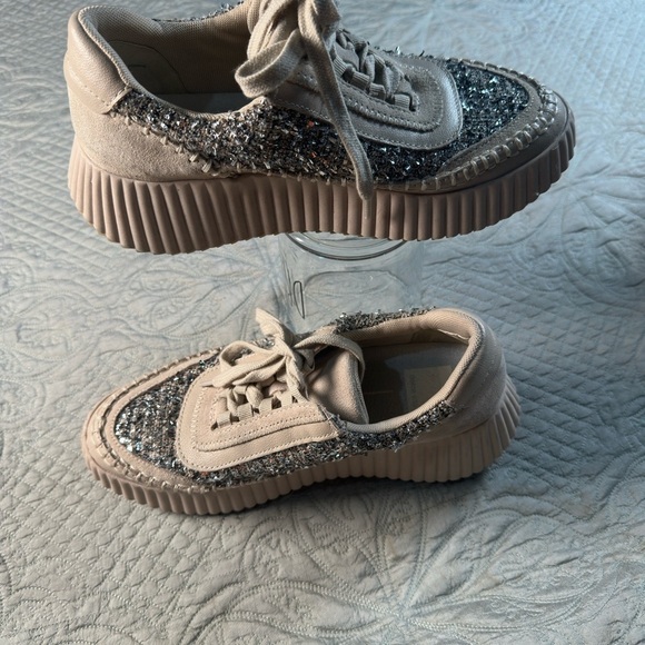 Dolce Vita Tan and Silver Platform Sneakers with Glitter Accents - Picture 6 of 6